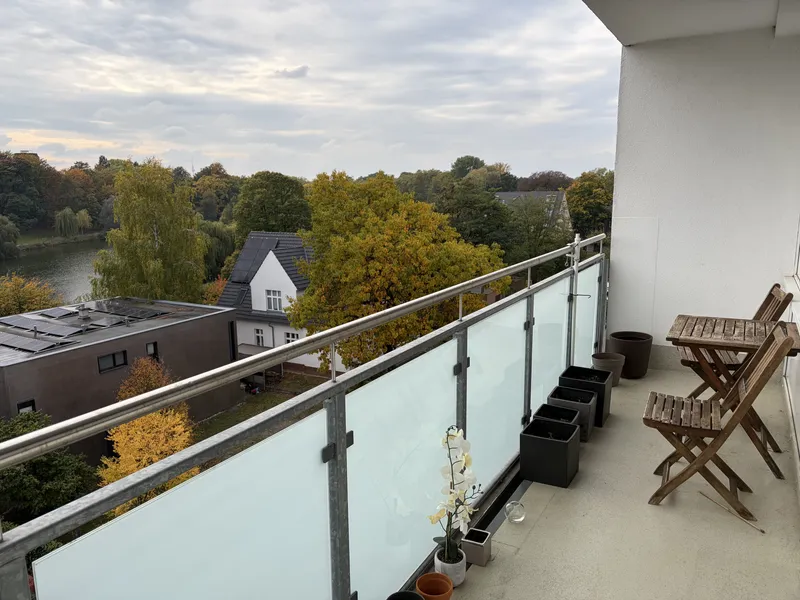 Sonnendurchflutete 2-Zimmer-Wohnung in Alt-Hohenschönhausen — photo 1
